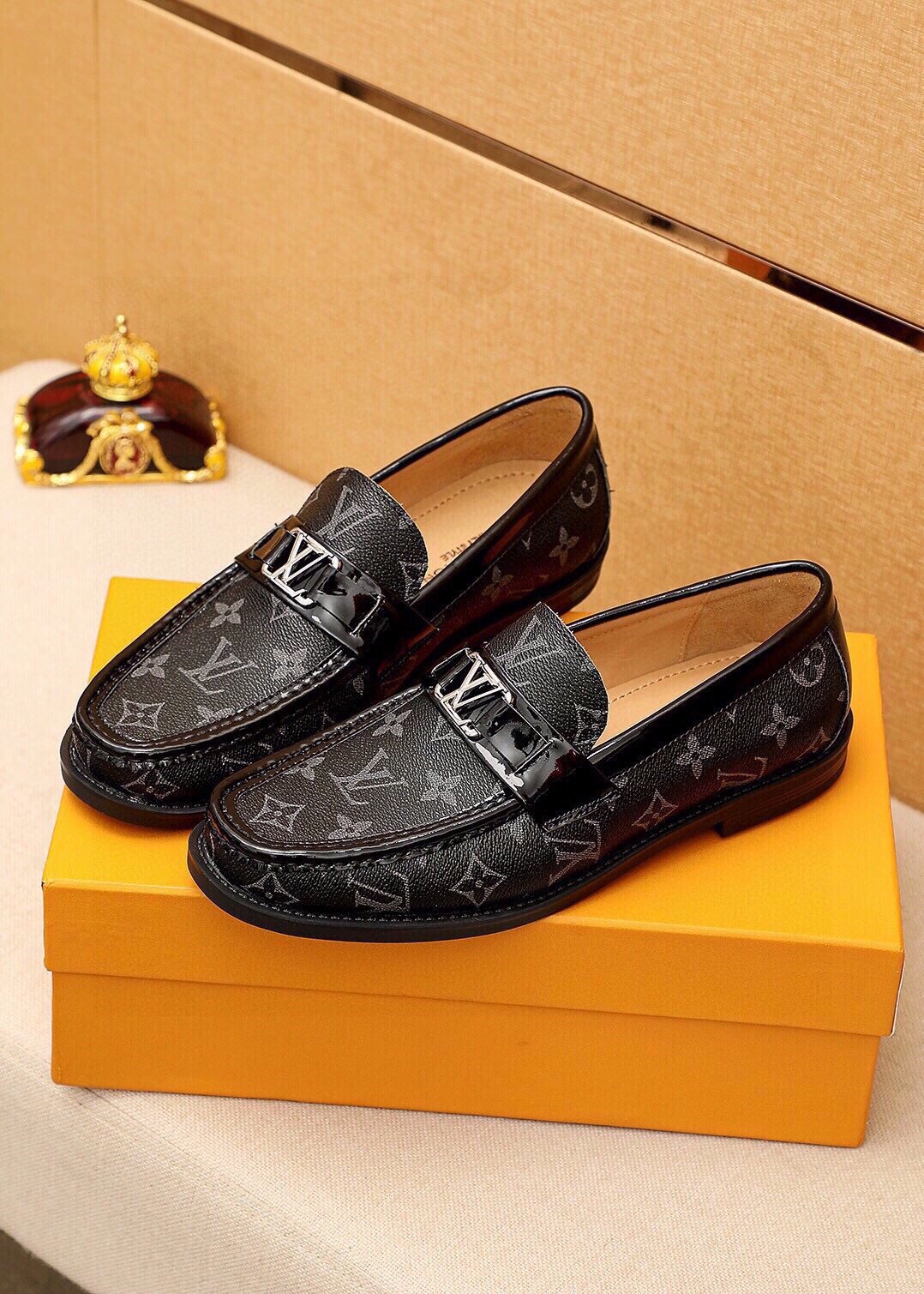 Louis Vuitton Monogram Buckle Loafers - Moc-Toe Stitching